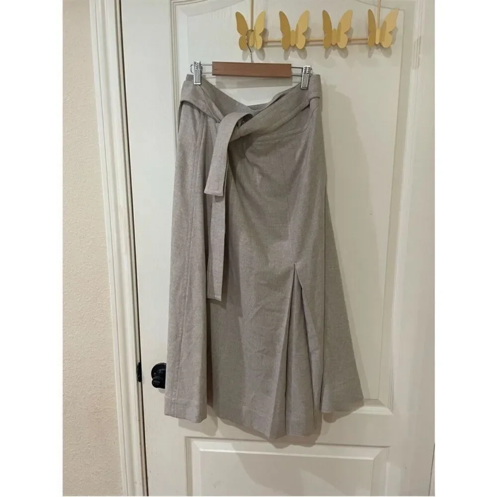 VINCE Women’s wrap skirt size 10 New with tags